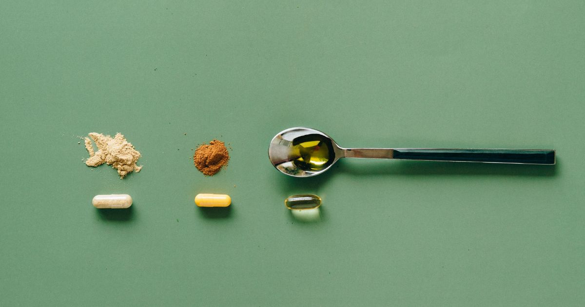 Dlaczego produkty z czystym składem są bardziej narażone na zbrylanie - obrazek wyróżniający